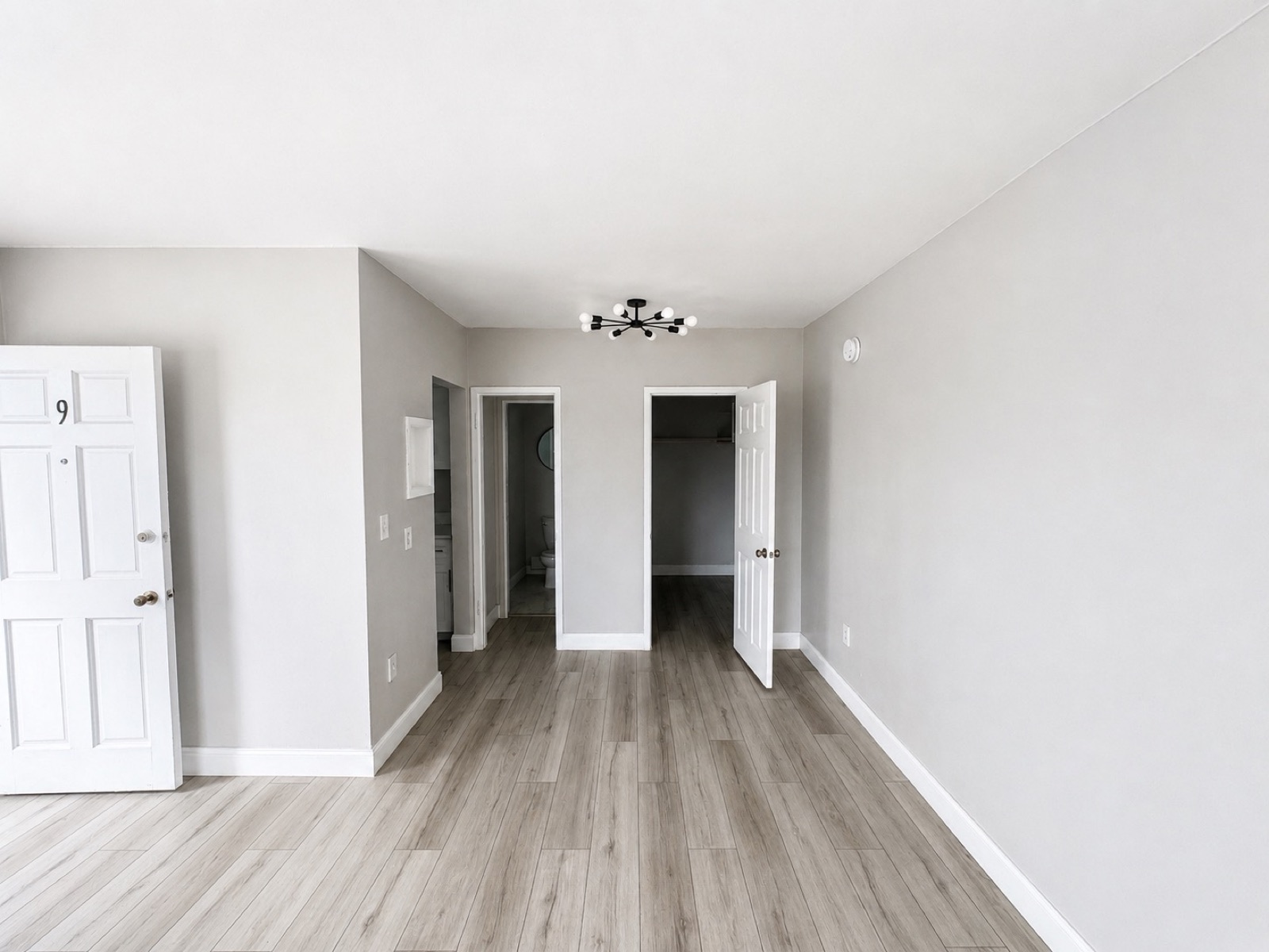 Kitchen — 500 13th Street #9, Miami Beach, FL 33139