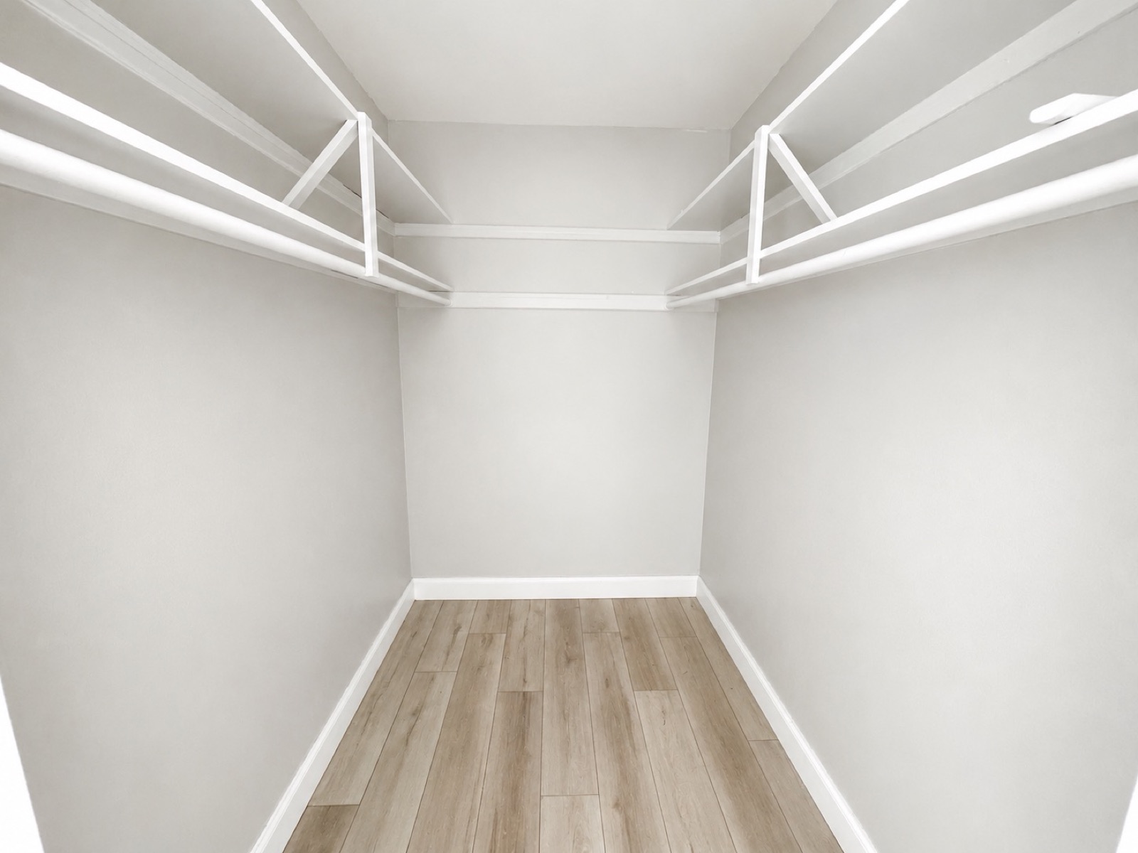 Closet — 500 13th Street #9, Miami Beach, FL 33139